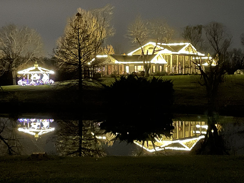 Queenslake activities and seasonal attractions Christmas Reflections 2020 022